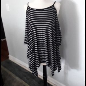 Black and white tunic